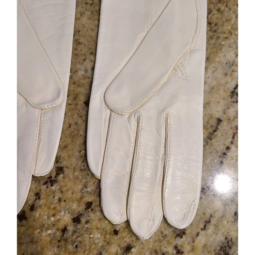 New! Vintage Size S/M White Soft Leather Formal 15